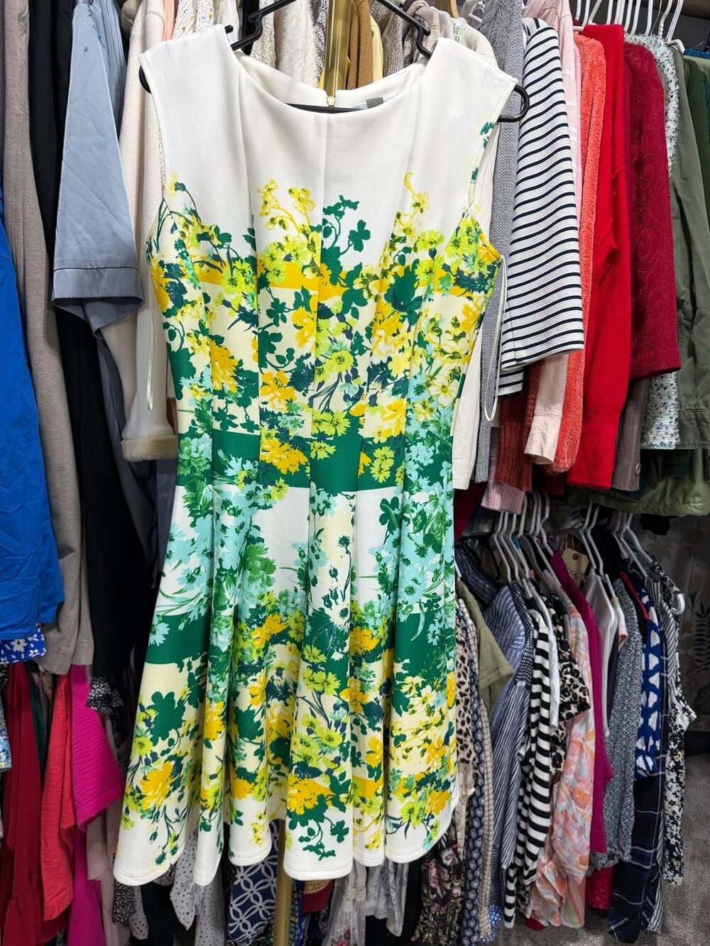 Danny and Nicole Dress Size 6 White Green Yellow Floral Sleeveless Scuba